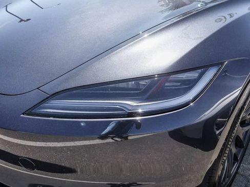 Used 2025 Tesla Model 3 Long Range RWD image 5