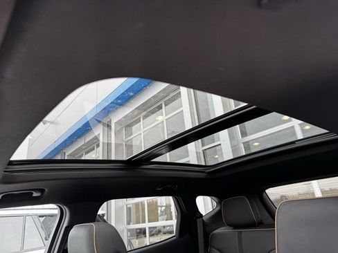 Certified 2024 Chevrolet Blazer Premier w/ Driver Confidence II Package image 6