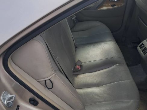 Used 2007 Toyota Camry XLE image 4