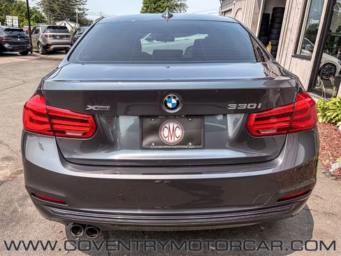 Used 2018 BMW 330i xDrive Sedan w/ Convenience Package AWD/4WD image 6