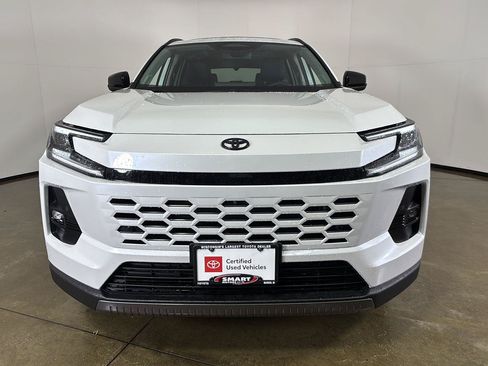 Used 2026 Toyota RAV4 Limited AWD/4WD image 6