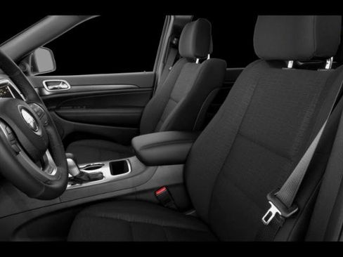 Certified 2021 Jeep Grand Cherokee Laredo X AWD/4WD image 6