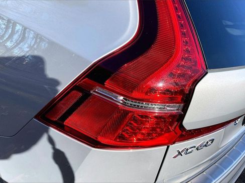 Certified 2023 Volvo XC60 B5 Plus w/ Climate Package image 22
