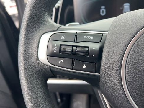 Certified 2025 Kia Sportage LX image 15