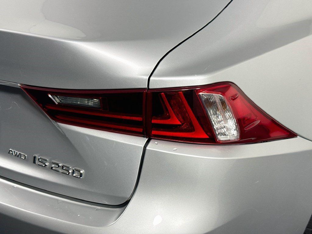 Used 2015 Lexus IS 250 AWD w/ Navigation System Package image 33