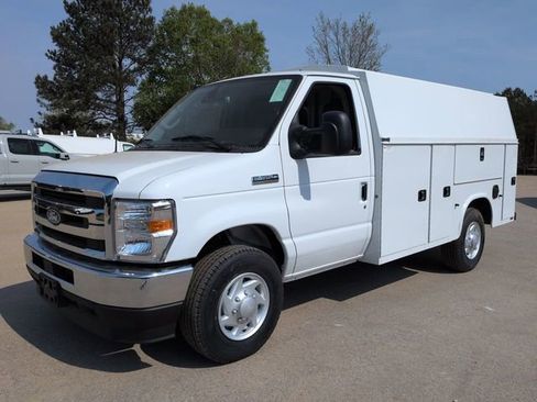 New 2026 Ford E-350 and Econoline 350 Super Duty w/ Power Equipment Group image 8
