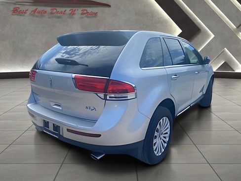 Used 2015 Lincoln MKX FWD image 10