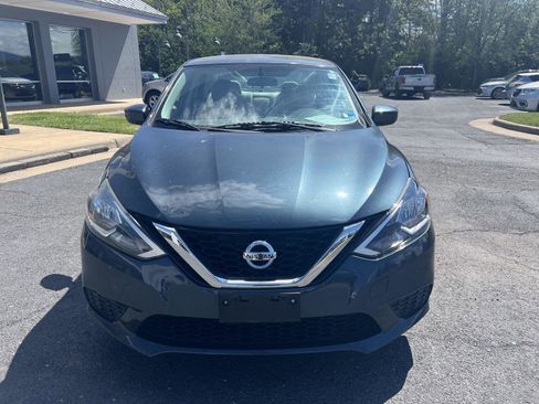 Used 2016 Nissan Sentra SV image 8