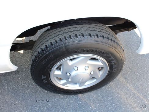 Used 2013 Ford E-150 and Econoline 150 RWD image 20