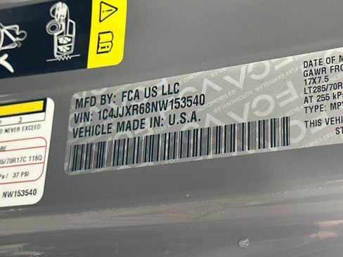 Used 2022 Jeep Wrangler Unlimited Rubicon 4xe w/ Cold Weather Group AWD/4WD image 12