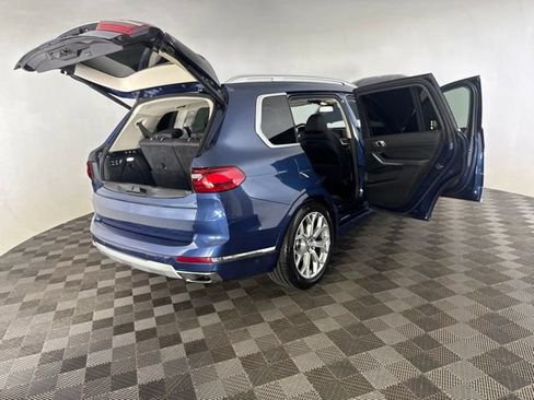 Used 2022 BMW X7 xDrive40i w/ Premium Package AWD/4WD image 14
