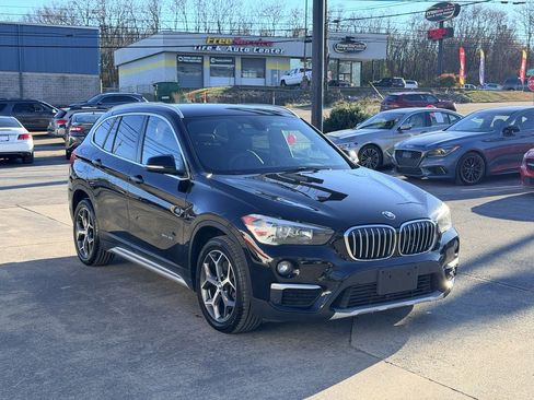 Used 2017 BMW X1 sDrive28i image 8