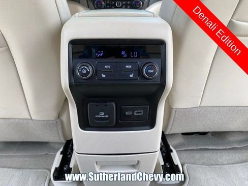 Used 2023 GMC Acadia Denali AWD/4WD image 51