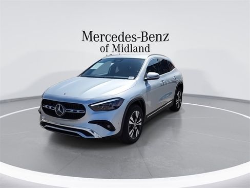 New 2025 Mercedes-Benz GLA 250 GLA 250 image 4