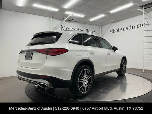 Used 2026 Mercedes-Benz GLC 300 image 8