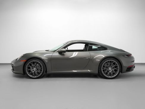 Certified 2020 Porsche 911 Carrera image 2