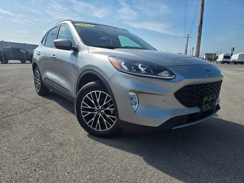 Used 2022 Ford Escape SEL w/ Technology Package FWD image 1