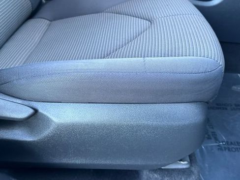 Used 2023 Toyota Highlander LE image 24