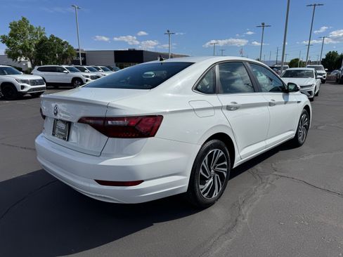 Used 2020 Volkswagen Jetta SEL FWD image 6