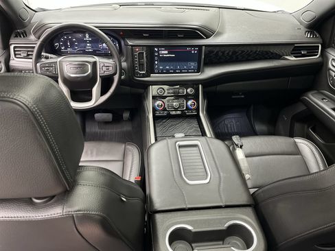 Certified 2023 GMC Yukon Denali AWD/4WD image 4