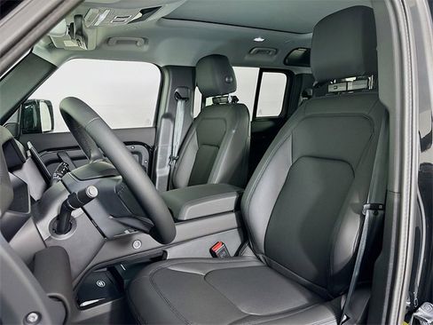 New 2026 Land Rover Defender 110 S image 21