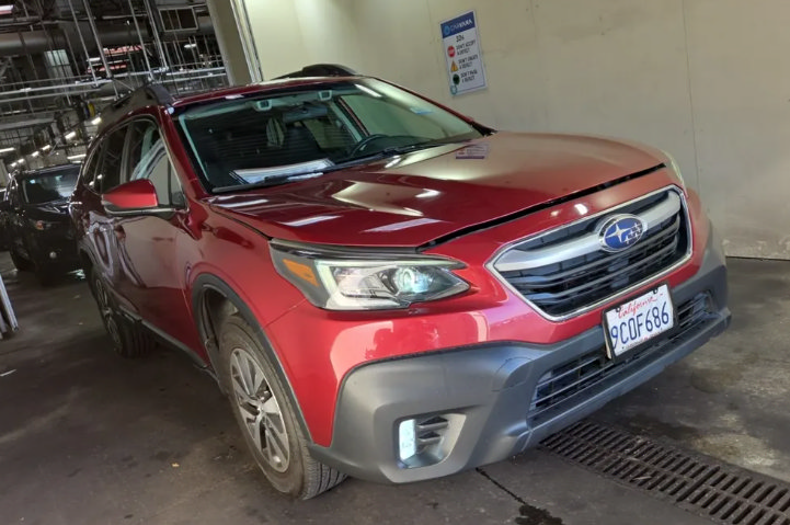Used 2022 Subaru Outback Premium AWD/4WD image 3