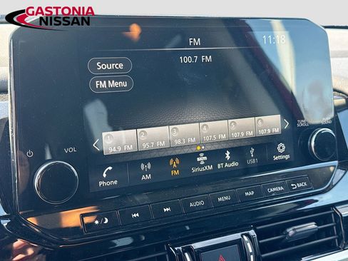 Used 2024 Nissan Pathfinder SL image 19