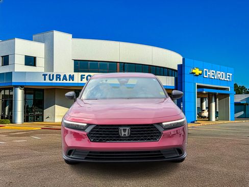 Used 2024 Honda Accord Sport image 10