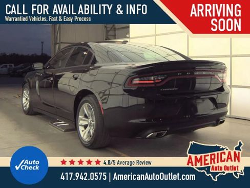 Used 2015 Dodge Charger SE w/ Sport Appearance Group image 3