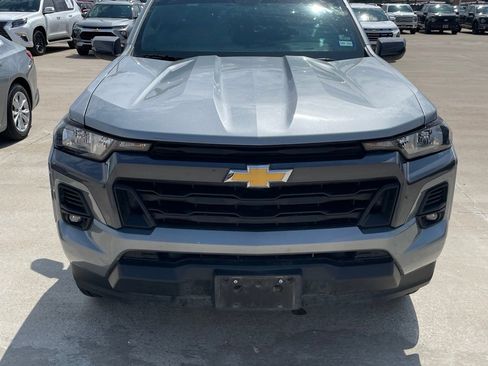 Used 2024 Chevrolet Colorado LT w/ LT Convenience Package II RWD image 2