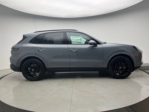 New 2026 Porsche Cayenne AWD/4WD image 23