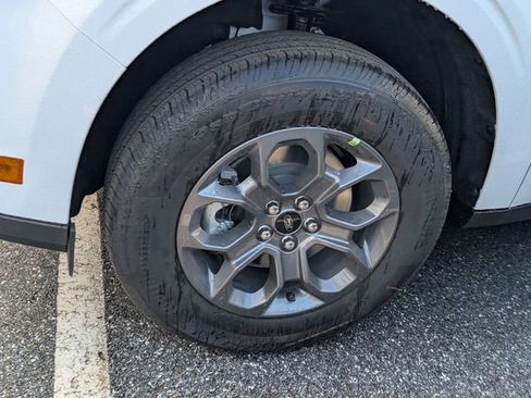 New 2026 Ford Maverick XLT w/ XLT Luxury Package image 4