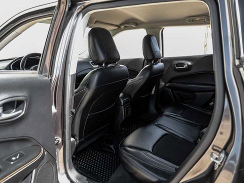 Used 2018 Jeep Compass Latitude w/ Cold Weather Group image 34