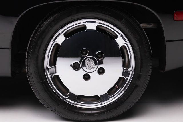 Used 1989 Porsche 928 S4 RWD image 30