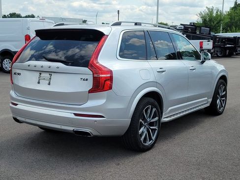 Used 2017 Volvo XC90 T6 Momentum w/ Vision Package AWD/4WD image 5