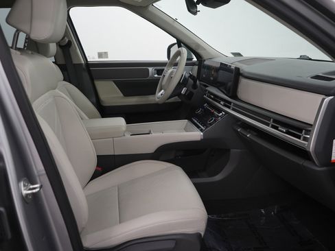 Used 2024 Hyundai Santa Fe SEL image 16