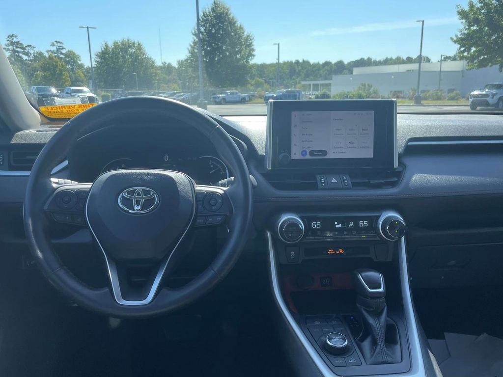 Used 2024 Toyota RAV4 Adventure AWD/4WD image 14