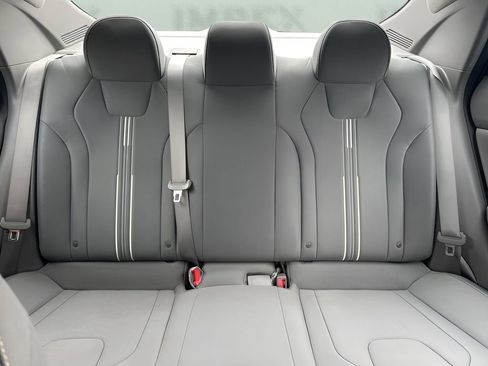 Used 2023 Hyundai Elantra SEL image 10