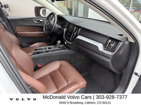 Used 2020 Volvo XC60 T5 Momentum w/ Protection Package Premier AWD/4WD image 7
