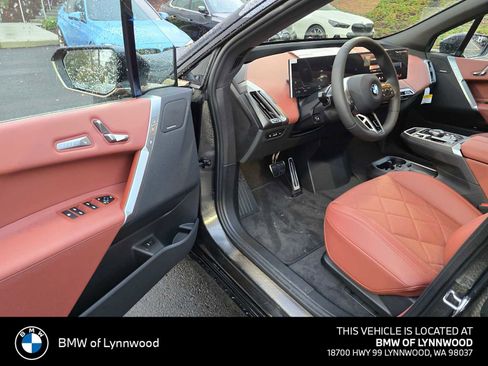 New 2026 BMW iX xDrive60 w/ M Sport Package image 19