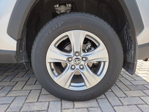 Certified 2025 Toyota RAV4 XLE w/ Convenience Package AWD/4WD image 20