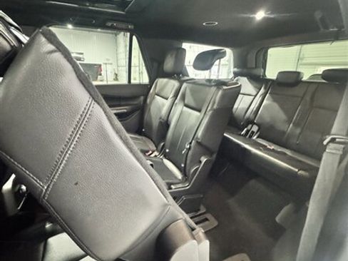 Used 2018 Ford Expedition XLT w/ Equipment Group 202A image 11