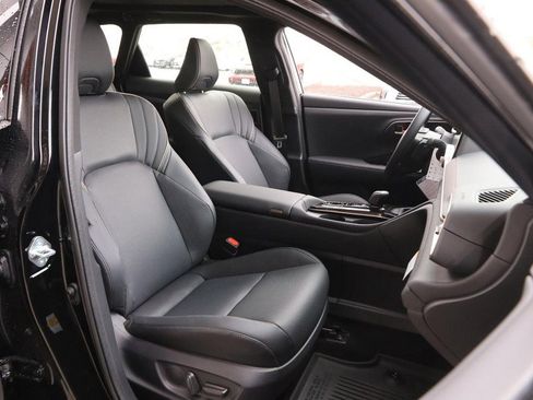 New 2026 Toyota Crown Signia image 33