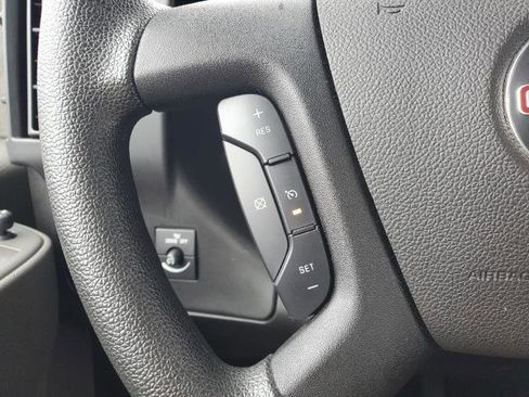 Used 2023 GMC Savana 2500 w/ Driver Convenience Package image 11