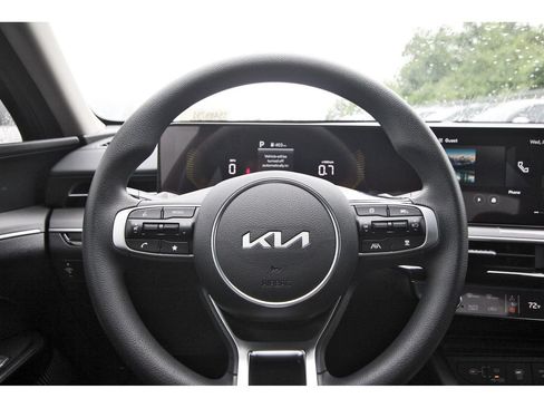 New 2026 Kia K5 LXS FWD image 14