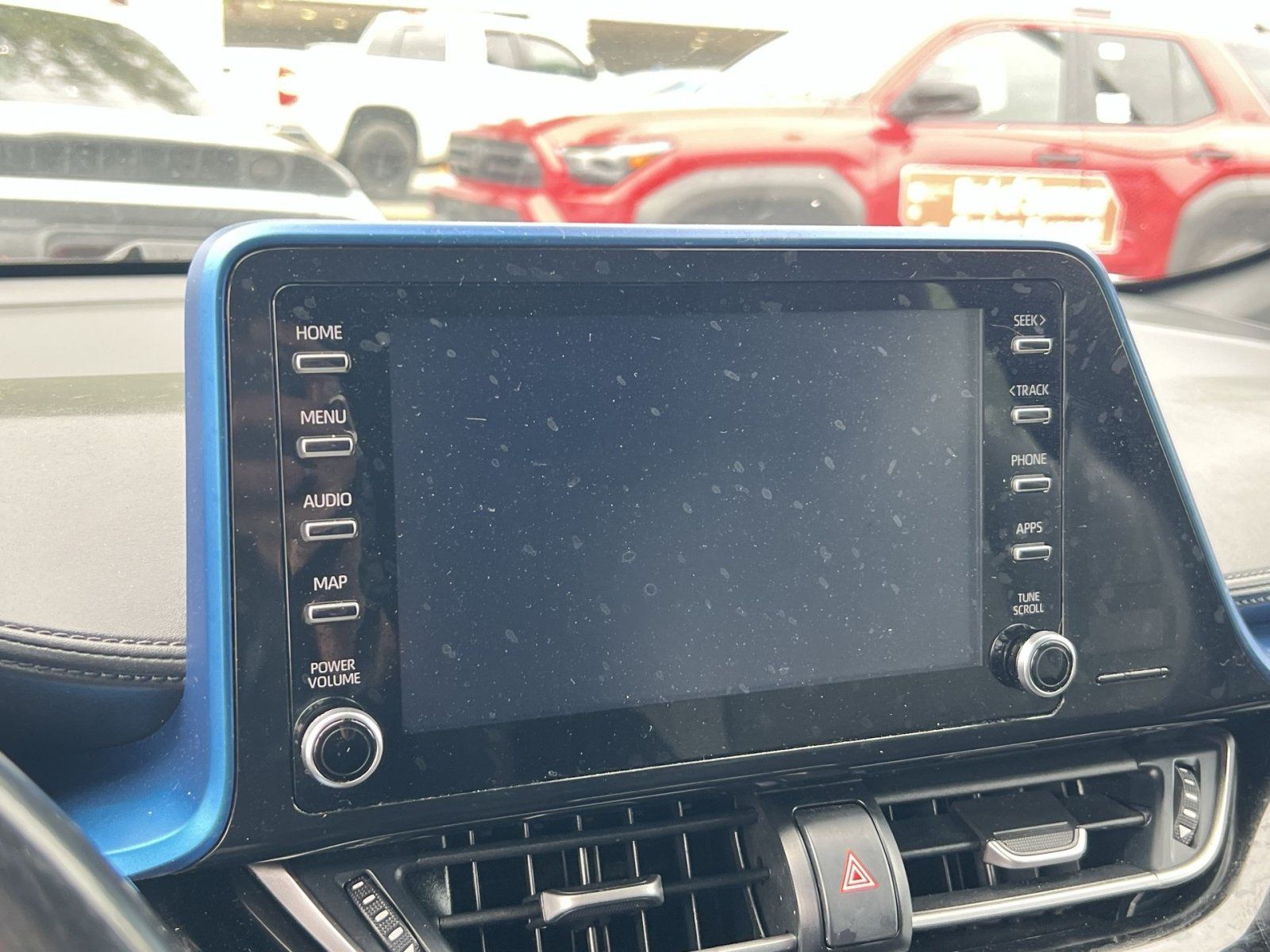 Used 2019 Toyota C-HR XLE FWD image 17