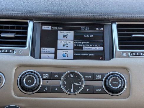 Used 2013 Land Rover Range Rover Sport HSE AWD/4WD image 18