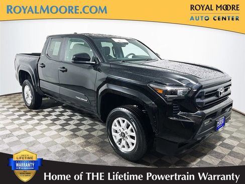 Certified 2024 Toyota Tacoma SR5 image 1