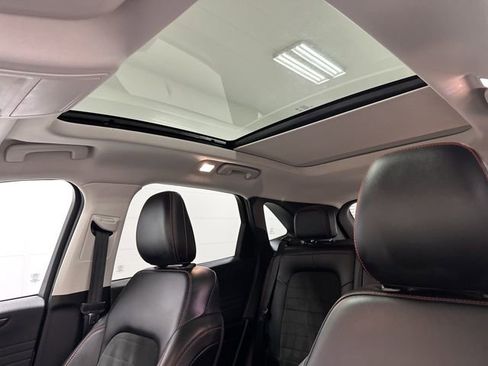 Used 2022 Ford Escape SEL w/ SEL Stealth AWD Package image 25