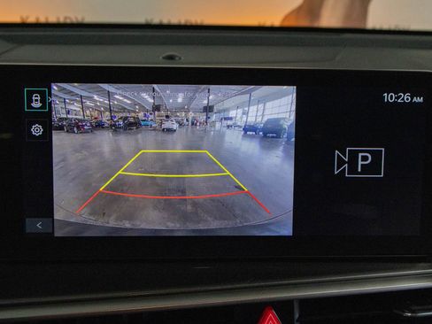 Used 2024 Kia Sorento LX image 6